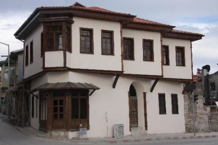 Tarihi Kentler Birliği'nden Burdur'a Uygulama Ödülü