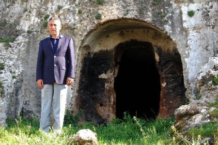 Tarihi Roma Nekropolü Üniversite Tarafından Korunacak