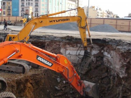 Tarihi stadın kalıntılarına ulaşıldı