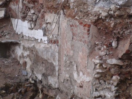 Tarihi stadın kalıntılarına ulaşıldı