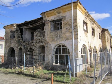 Tarihi Taş Han restore edilecek