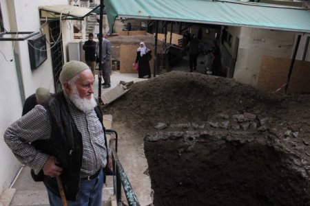 Tarihi Yeni Cami’ndeki betonarma kısımlar yıkılıp tekrar inşa edilecek