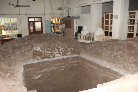 Tarihi Yeni Cami’ndeki betonarma kısımlar yıkılıp tekrar inşa edilecek