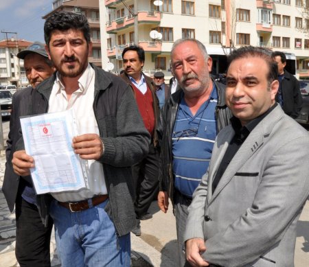 Tarım arazisini ormana çeviren köylü ağaç istiyor