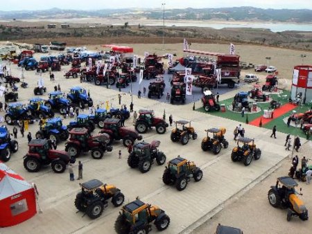 Tarım Fuarına Talep Yoğunluğu Nedeniyle Firmalar Dışarda Stant Kuracak