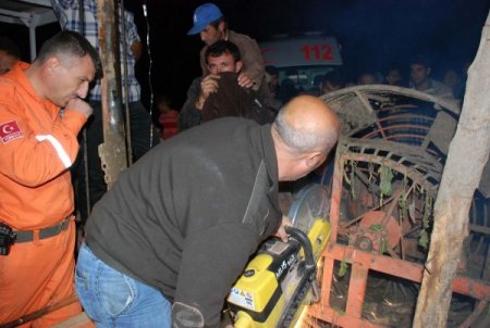 Tarlada Oynarken Bacağını Pancar Söküm Makinesine Kaptırdı