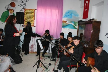 Tarsus Ceza İnfaz Kurum okul gibi çalışıyor