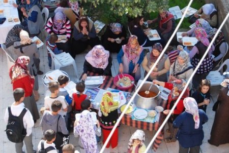 Tarsus’ta aşure buluşması