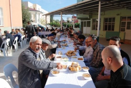 Tarsus’ta aşure buluşması