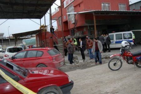 Tarsus’ta silahlı çatışma: 1 ölü, 2 yaralı