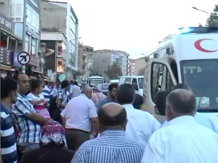 Tartışma kavgaya dönüştü, bir kişi bacağından yaralandı