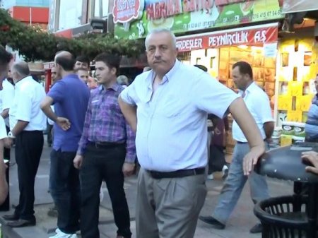 Tartışma kavgaya dönüştü, bir kişi bacağından yaralandı