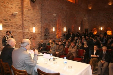 "Tasavvufta İlerleyenler, Hakka Yaklaşır"