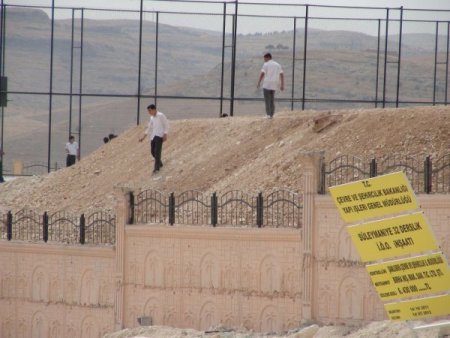 Taşıma suyla eğitim görüyorlar