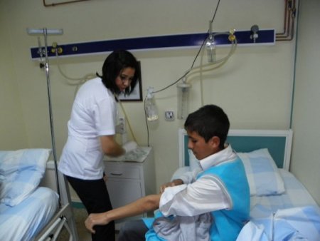 Taşımalı ilköğretim öğrencileri kaza geçirdi: 8 yaralı