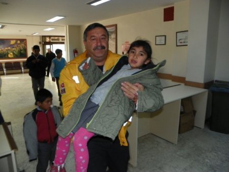 Taşımalı ilköğretim öğrencileri kaza geçirdi: 8 yaralı