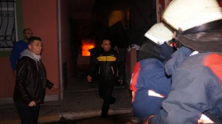 Taşındığı gün evi yandı