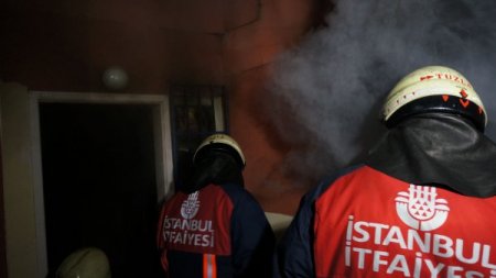 Taşındığı gün evi yandı