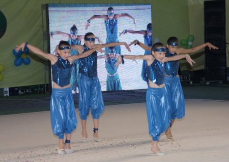 Taşkent’teki Çocuk Jimnastik Turnuvası Renkli Görüntülere Sahne Oldu