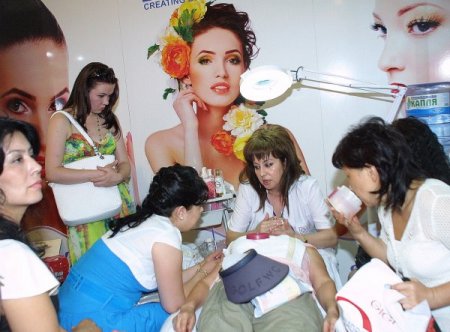 Taşkent’teki Güzellik Fuarı Göz Kamaştırdı