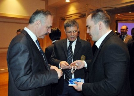 Taşkent’teki halter zirvesinden umut çıktı