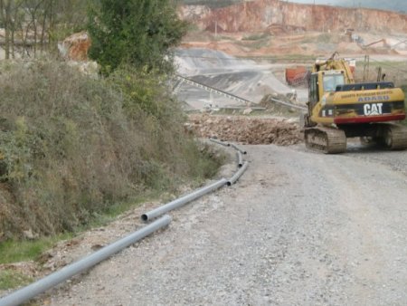 Taşkısığı Mahallesi'ne 2 Kilometrelik İçme Suyu Şebekesi Döşeniyor