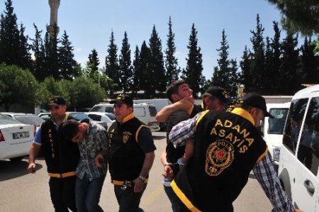 Taşlı soygundan serbest kalınca, silahla kuyumcu soydular