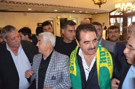 Tatlıses: Vicdanın, imanın yoksa Allah’ın huzuruna gitme