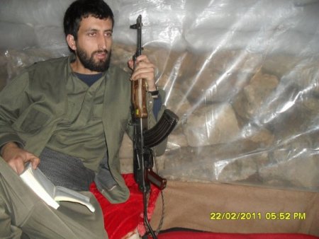 Tatlıses'e Saldırı Olayı Zanlısında Örgüt Fotoğrafları Çıktı