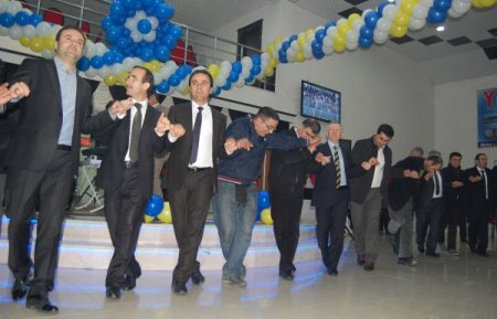 Tatvan Gençler Birliği Spor dayanışma gecesi düzenlendi