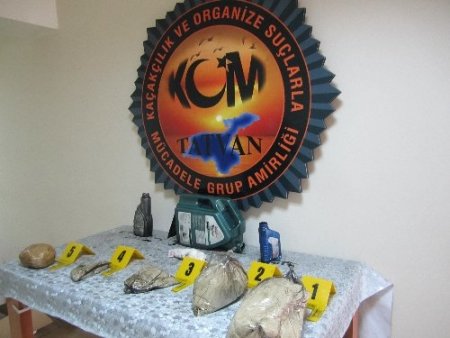 Tatvan'da 5,8 kilo eroin ele geçirildi