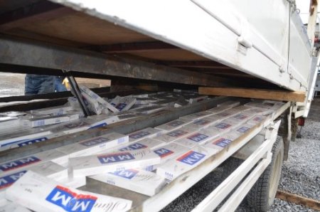 Tatvan’da 7 bin 762 paket kaçak sigara ele geçirildi