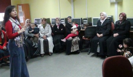 Tatvan’da ailelere 'Aile İçi Eğitim' kursları veriliyor