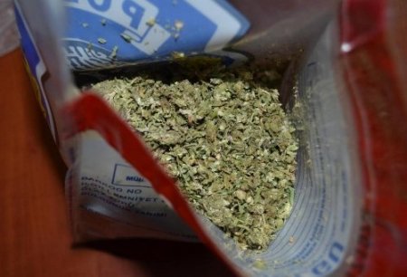 Tatvan’da ay çekirdekli esrar sevkiyatı