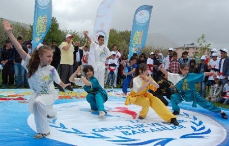 Tatvan’da sporu tanıtma ve sevdirme etkinlikleri düzenlendi