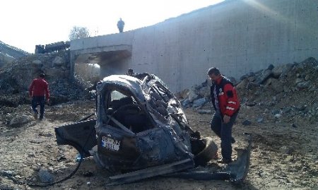 Tatvan’da trafik kazası: 3 ölü, 4 yaralı