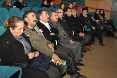 Tatvan’da 'Veli Eğitim Semineri' düzenlendi