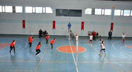 Tatvan’da voleybol turnuvası finali yapıldı