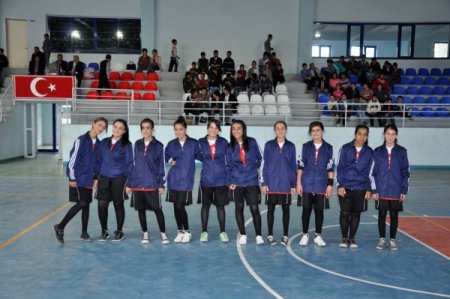 Tatvan’da voleybol turnuvası finali yapıldı