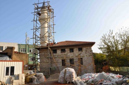 Tavşancıl Camii restorasyonu sürüyor