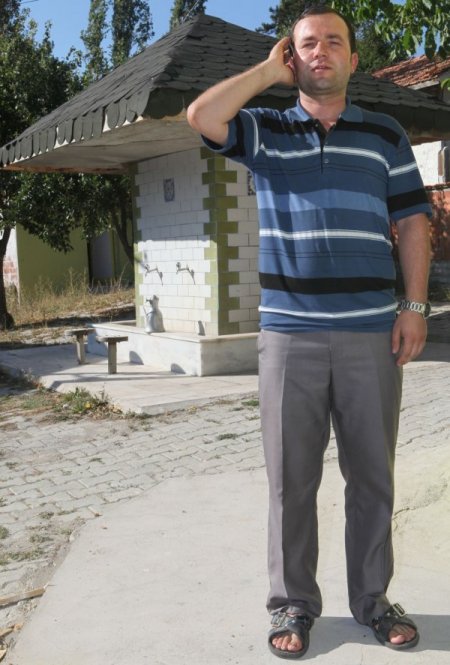 Tavşanlı'daki yangından geriye köylünün el arabası kaldı