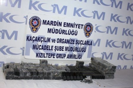 Tavuk aracının içinden 195 bin adet kaçak sigara çıktı