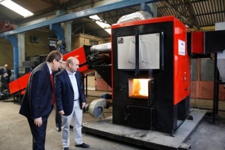 Tavuk gübresini yakıt olarak kullandı, yakıt maliyetini sıfıra indirdi