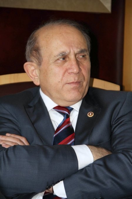 TBMM Anayasa Komisyonu Başkanı Kuzu: Postal kokusu hala Anayasa'nın içinde