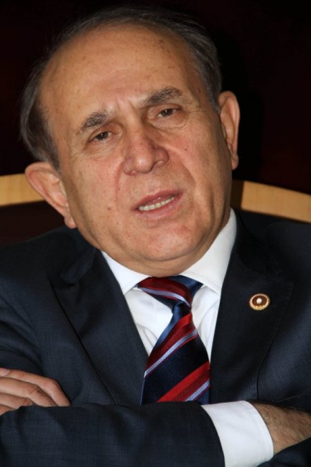 TBMM Anayasa Komisyonu Başkanı Kuzu: Postal kokusu hala Anayasa'nın içinde