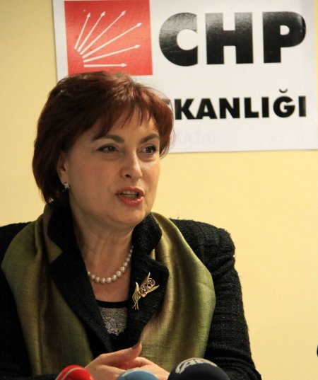 TBMM Başkan Vekili Mumcu: Bütün sorunlar Meclis'te çözülmeli