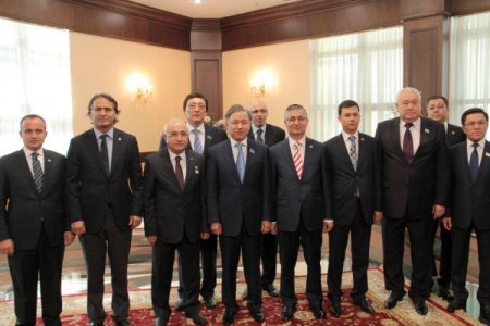 TBMM Başkanı Çiçek, Kazakistan Meclis Başkanı ile görüştü