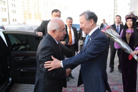 TBMM Başkanı Çiçek, Kazakistan Meclis Başkanı ile görüştü