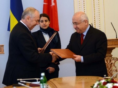 TBMM Başkanı Çiçek, Ukrayna Parlamentosu Başkanı ile görüştü