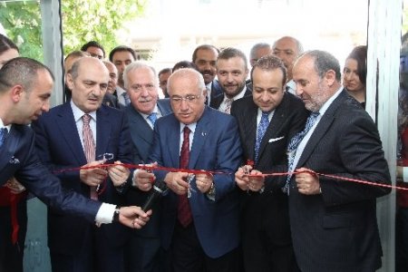 TBMM Başkanı Çiçek: Gerçekleri görmek gerekir